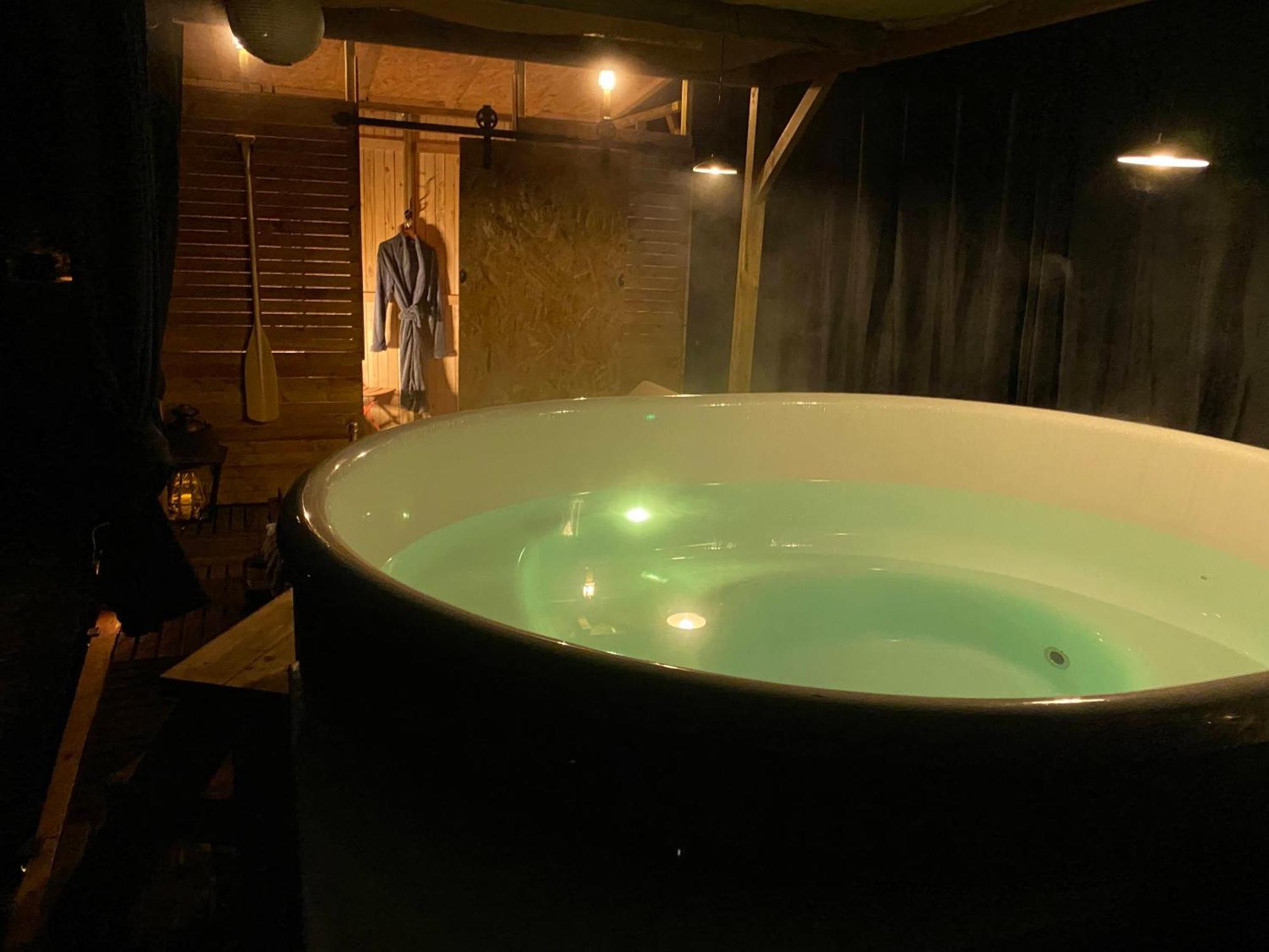 Les Mariniers Chambres D'Hotes -Guest House - Bain Nordique En Option Mareuil-sur-Cher Bagian luar foto