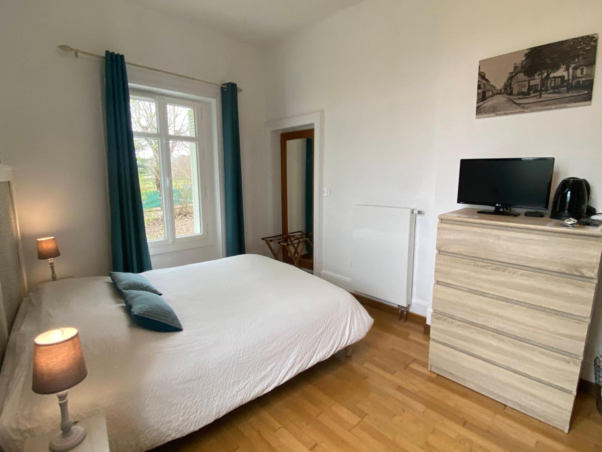 Les Mariniers Chambres D'Hotes -Guest House - Bain Nordique En Option Mareuil-sur-Cher Bagian luar foto